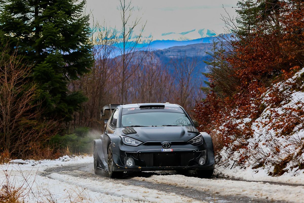 La nueva Toyota, con Elfyn Evans de punta de lanza, se enfrenta al Rally de Montecarlo