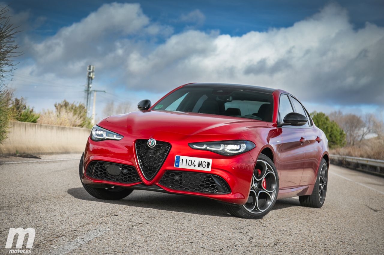 Prueba Alfa Romeo Giulia Veloce 2.0 Turbo, enamoradizo pero con luces y sombras