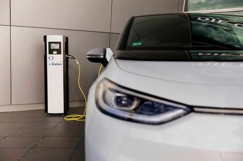 El pecado capital de Europa con el vehículo eléctrico y que apunta directamente a los fabricantes de coches