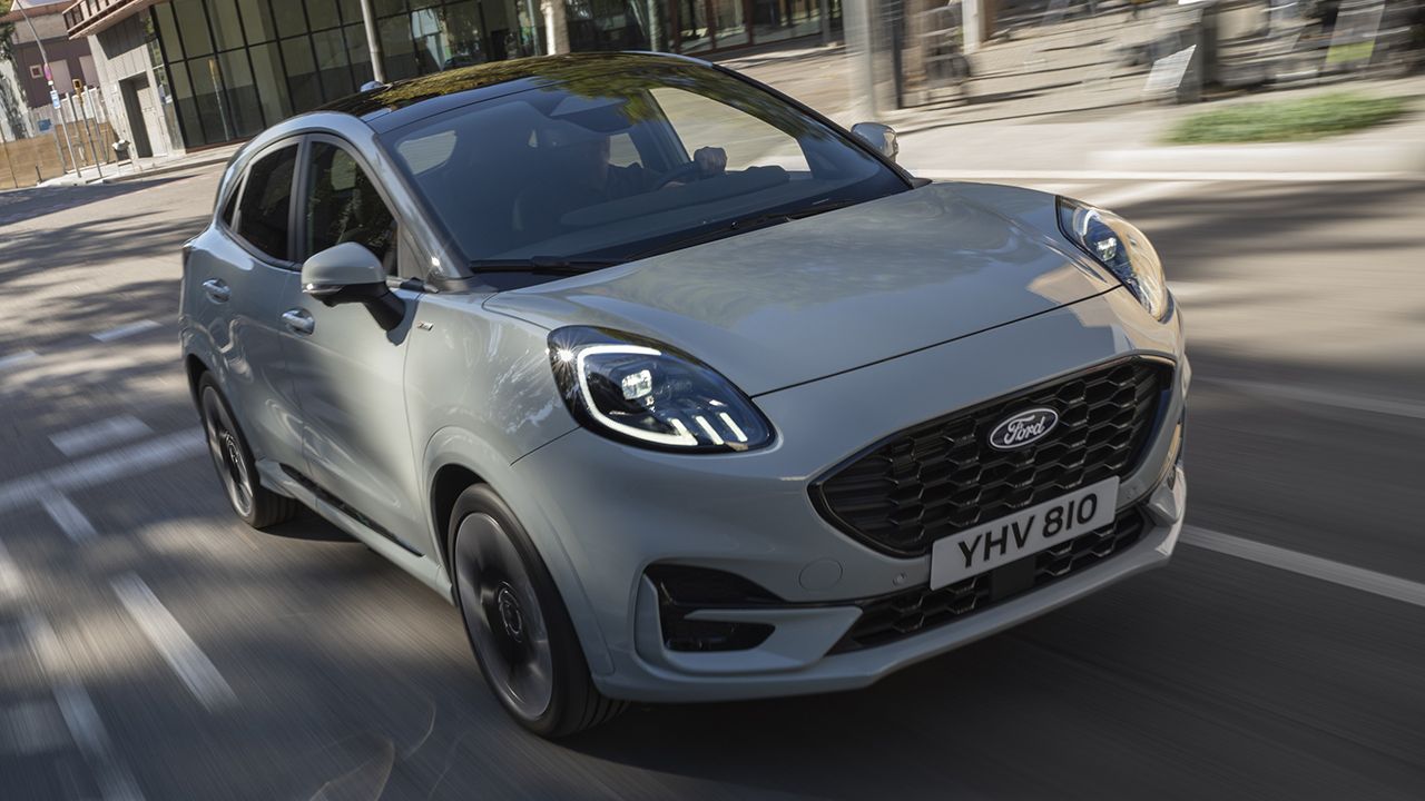 Desvelado el nuevo Ford Puma 2024, el pequeño superventas se renueva para ser más digital y liderar el segmento B-SUV