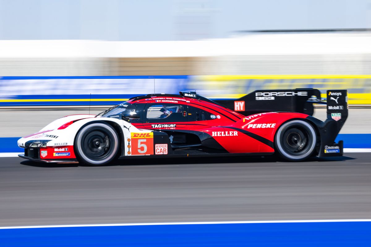 Fred Makowiecki mantiene el dominio de Porsche en la tercera sesión del Prólogo del WEC