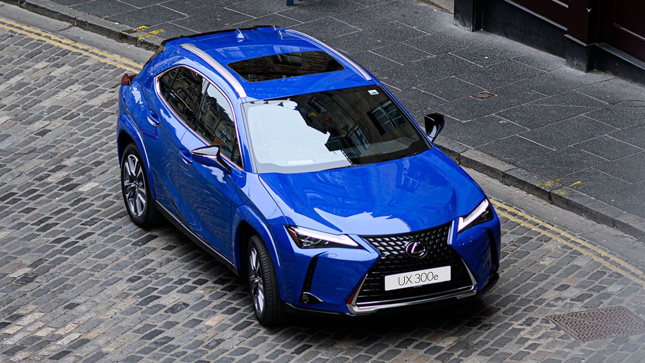 Lexus UX 300e 2024