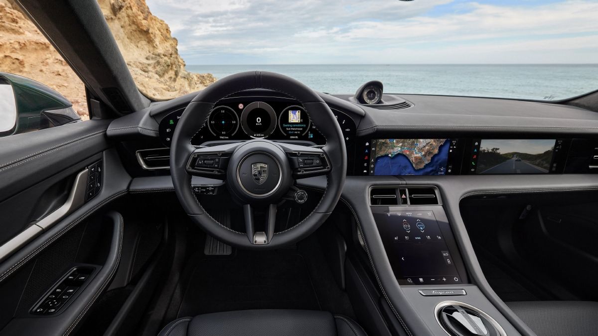 Porsche Taycan 2024 - interior