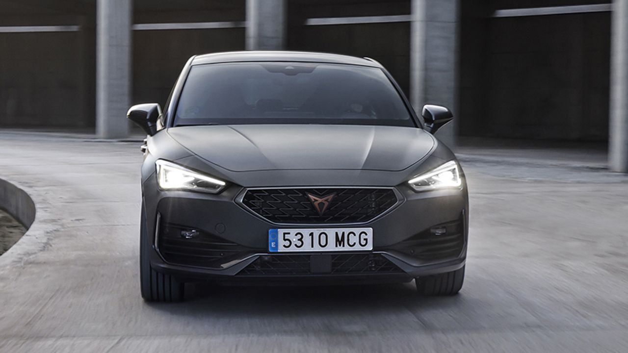 El CUPRA León es ahora más barato gracias a la nueva versión Tech Edition con etiqueta ECO