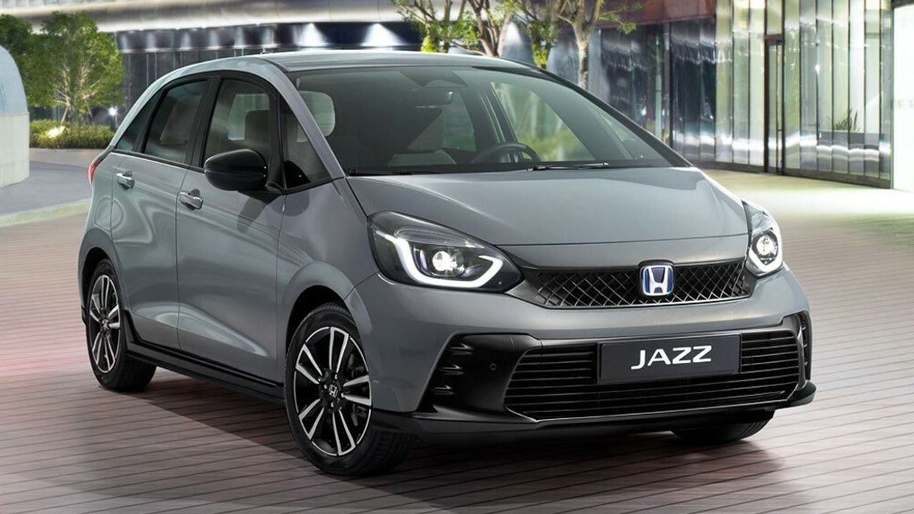 El nuevo Honda Jazz 2024 ya tiene precios en España, la gama del pequeño híbrido japonés estrena con las versiones Advance y Sport