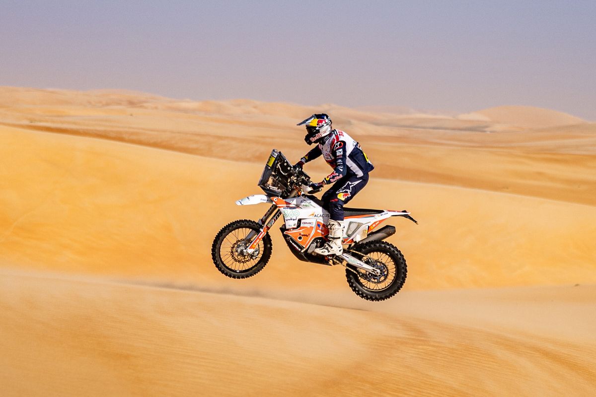 La resaca del Dakar se pasa con más arena y dunas gracias a la Baja Ha'il