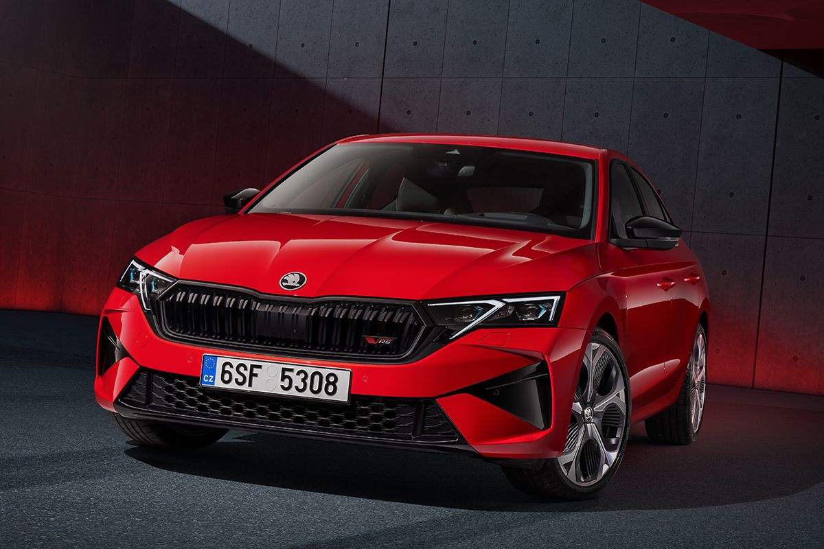 El deseo por el nuevo Skoda Octavia RS va a crecer, su diseño renovado y mayores prestaciones lo sitúan entre los Golf GTI y R