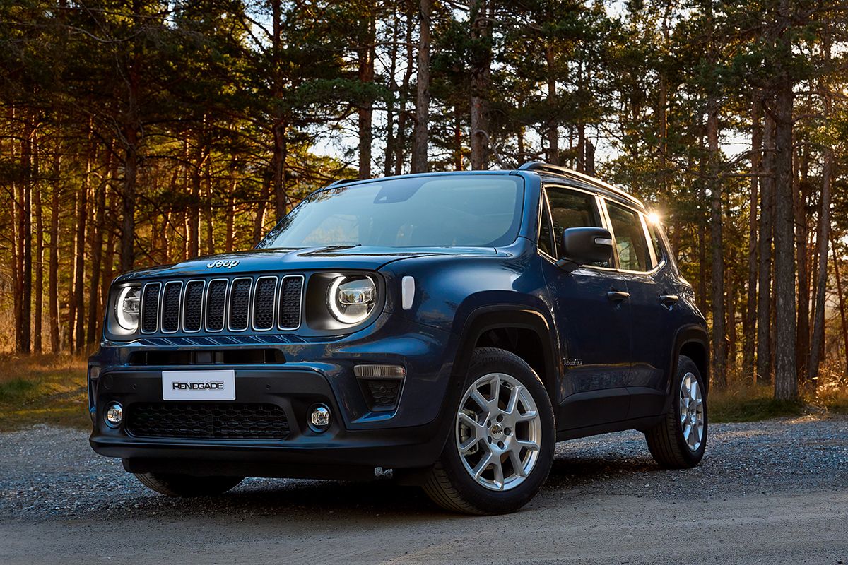 El Jeep Renegade da un paso más hacia la electrificación total, llegan importantes novedades tras diez años de éxito absoluto