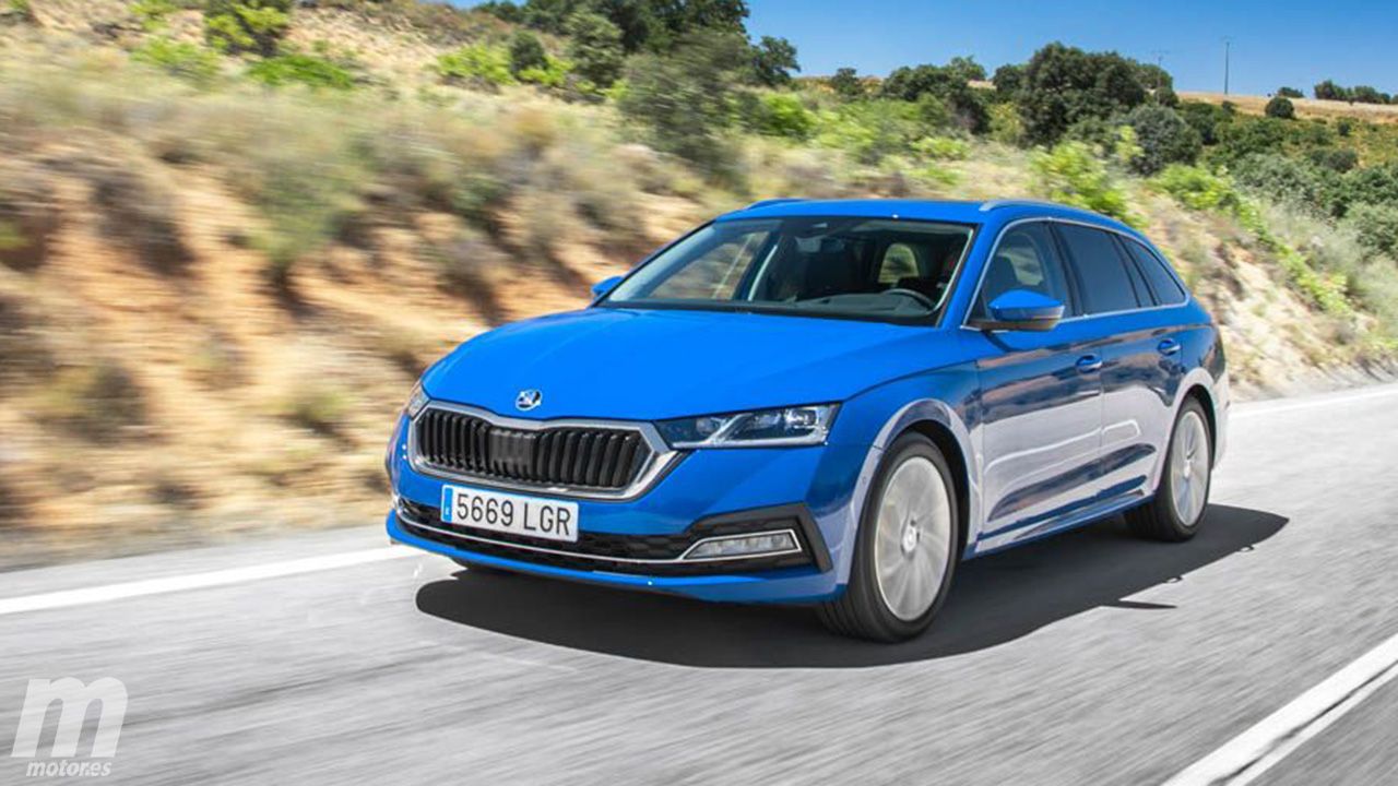 Países Bajos - Enero 2024: El Skoda Octavia escala puestos ante la llegada de su renovación