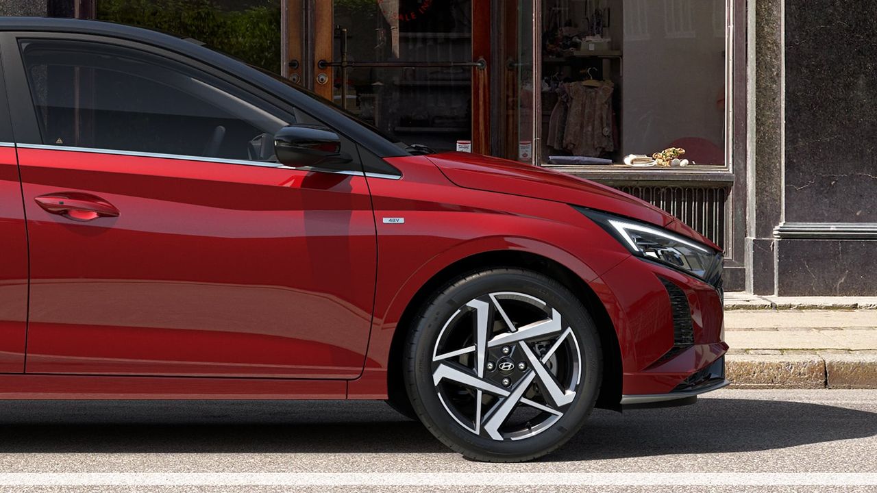 3.300 € de descuento, etiqueta ECO y automático, así es el utilitario de segmento B en oferta que quiere superar al SEAT Ibiza