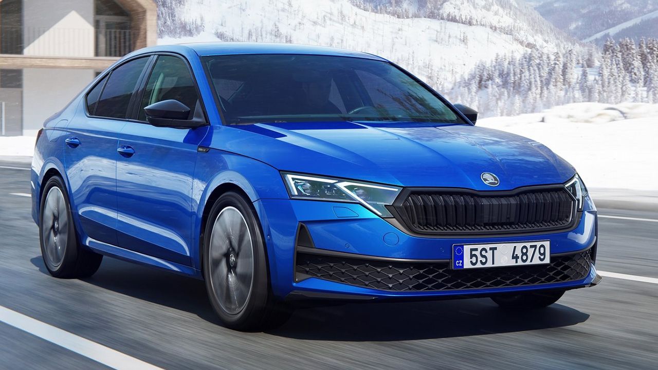 El nuevo Skoda Octavia 2024 ya tiene precios en España, así queda la gama de la renovada berlina con etiqueta ECO