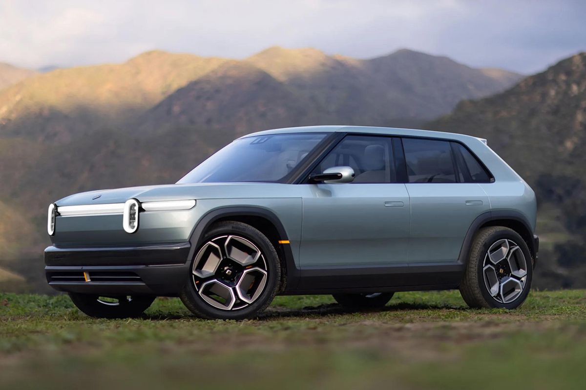 Rivian sorprende con el R3, un SUV compacto eléctrico muy deportivo destinado a competir con Jeep, Volkswagen y el esperado Fisker PEAR