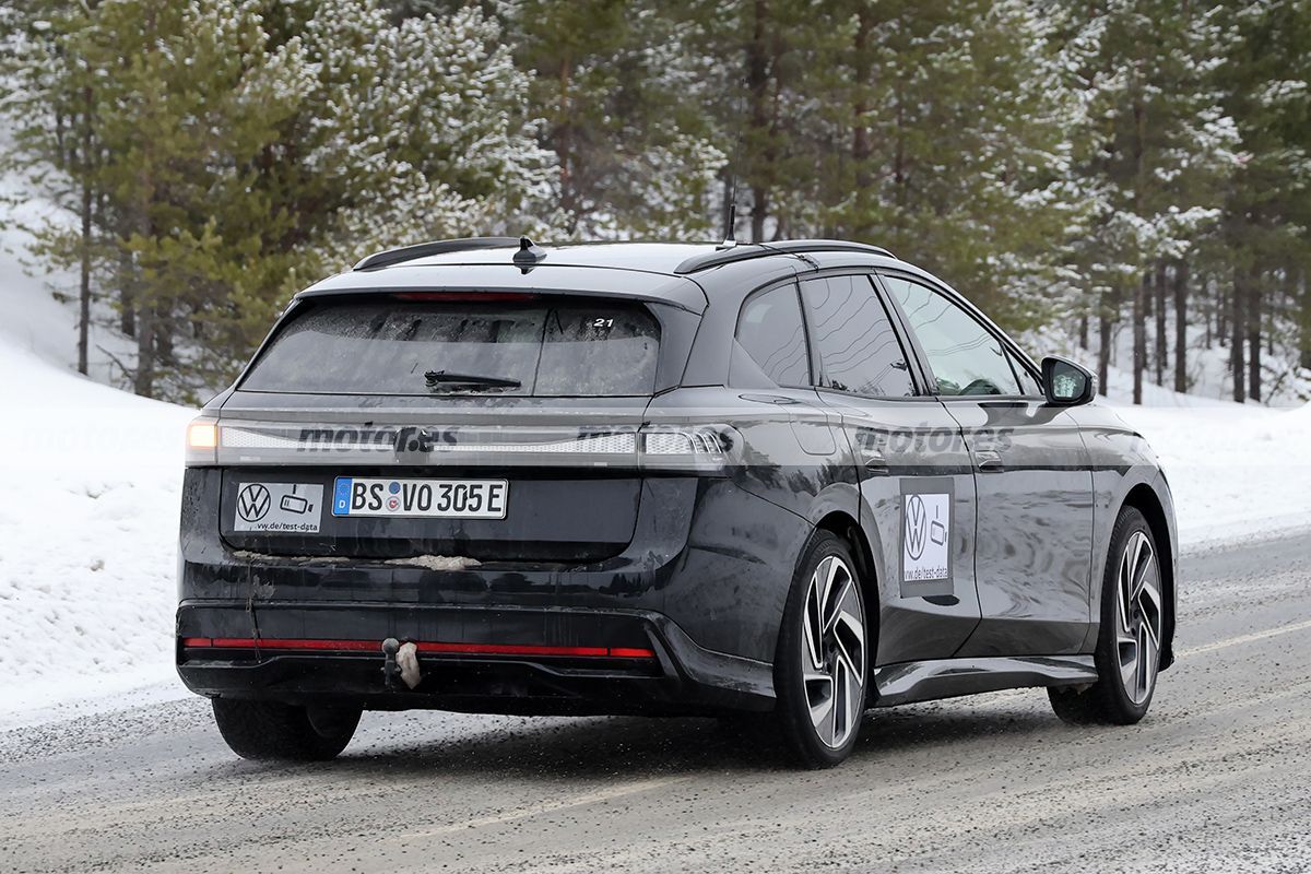 Fotos espía Volkswagen ID.7 GTX Tourer 2024