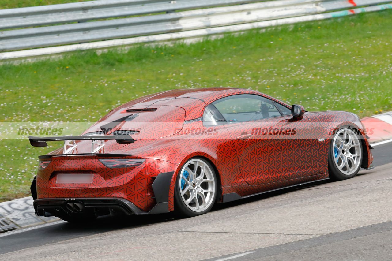 Fotos espía Alpine A110 Trophy-R en Nürburgring