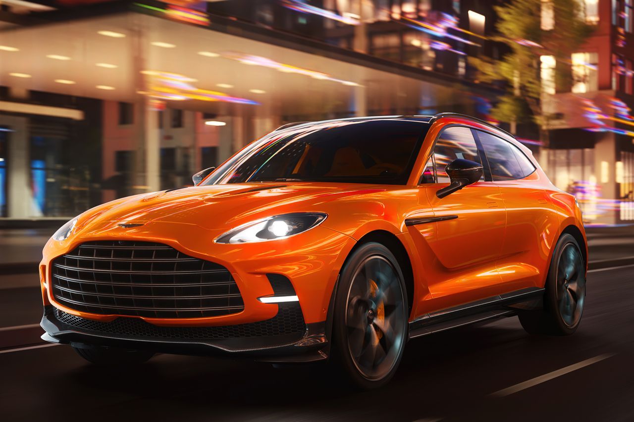 El Aston Martin DBX 707 2024 eleva el estándar de prestigio entre los SUV deportivos y más lujosos con un equipamiento más sofisticado