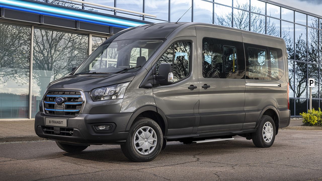 Ford E-Transit minibús eléctrico