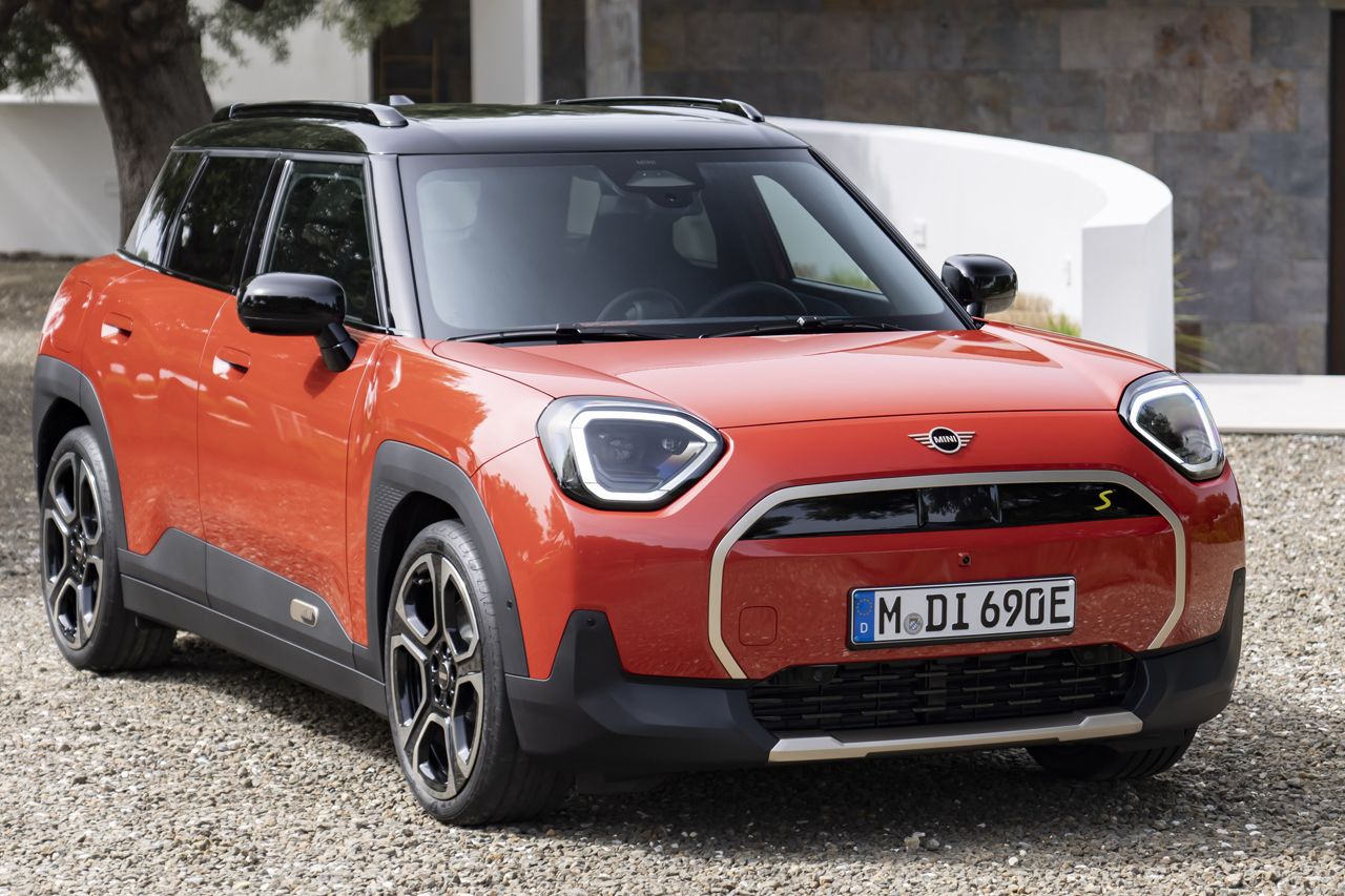 Llega el nuevo MINI Aceman 2025, el electrizante sustituto del Clubman presume de un diseño enérgico y hasta 400 km de autonomía