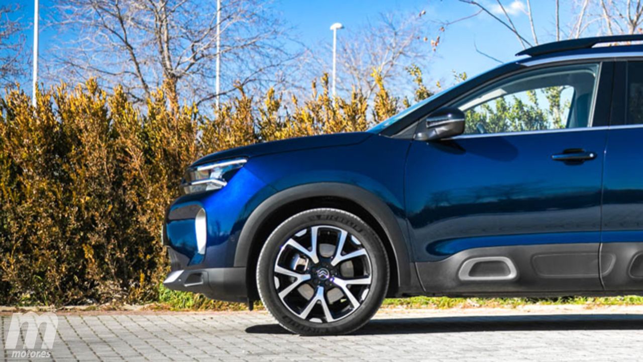 Más de 5.000 € de descuento y etiqueta ECO, el mejor SUV de Citroën está en oferta y pone en apuros al Ford Kuga