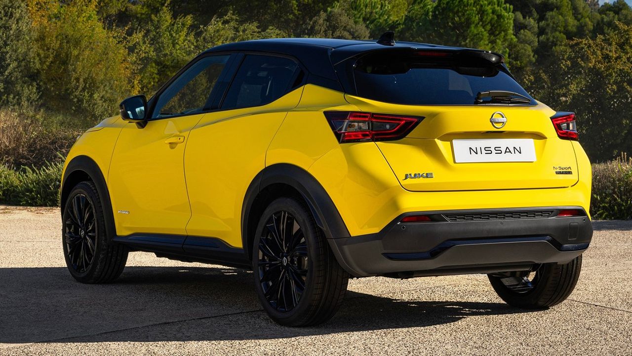 Nissan Juke Hybrid - posterior