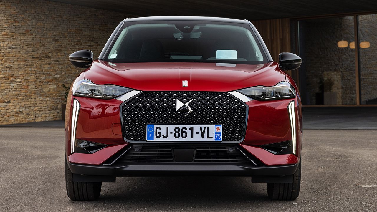 El DS 3 con etiqueta ECO ya tiene precios en España, se pone a la venta la versión Hybrid del pequeño SUV francés de lujo