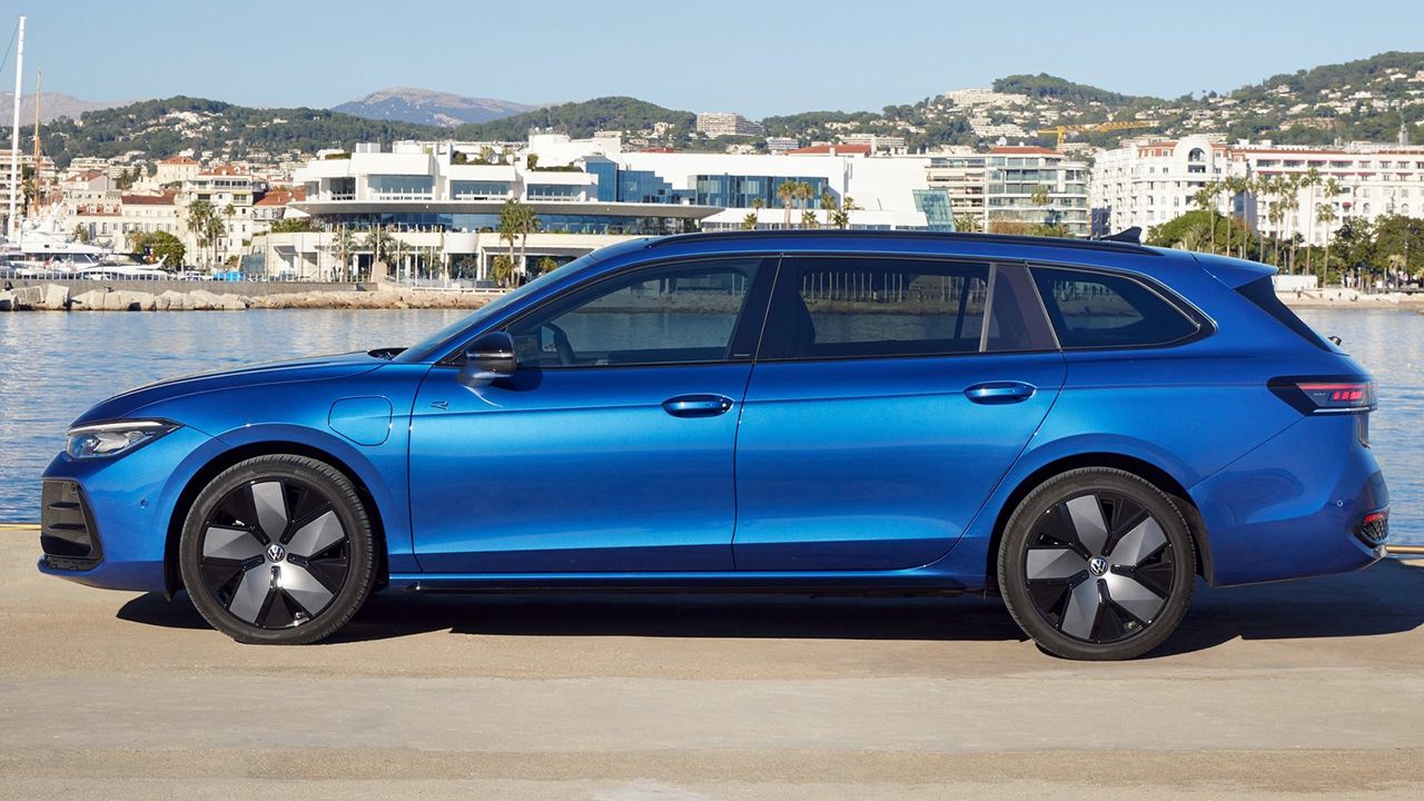 Volkswagen Passat eHybrid - lateral