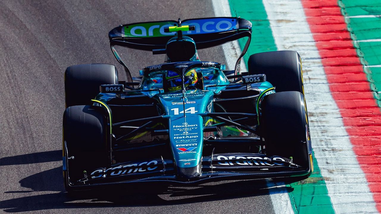 Fin de semana «de altibajos» para Fernando Alonso, que acaba último en la 'carrera-test' de Imola