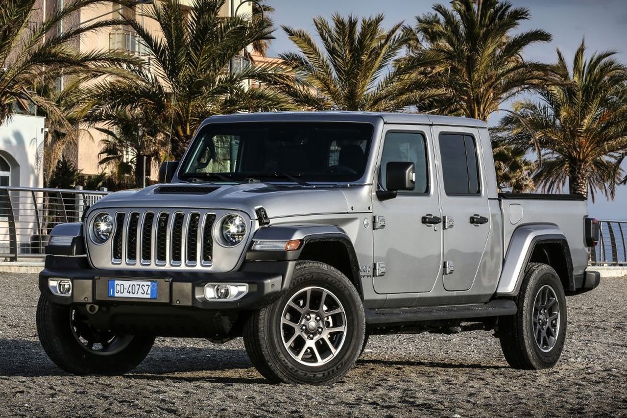 El Jeep Gladiator abrazará la electrificación, la tecnología 4xe le convertirá en un poderoso todoterreno que le abre las puertas de Europa