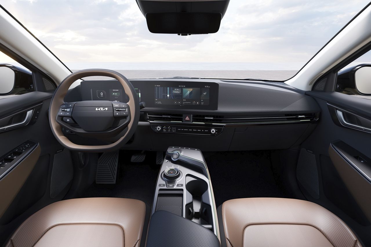 KIA EV6 2024 - interior