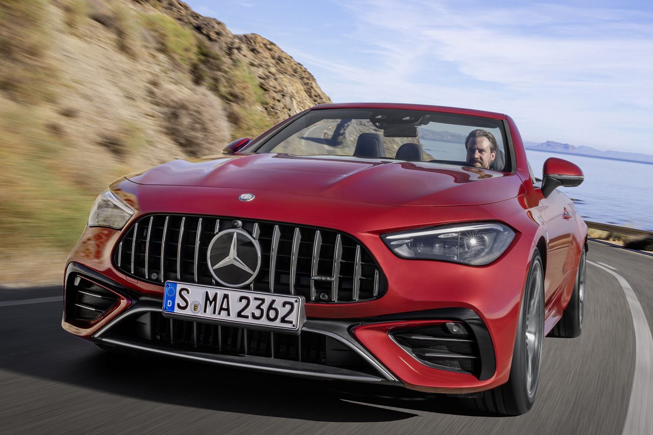 El nuevo Mercedes-AMG CLE 53 Cabrio es un fusión de lujo y deportividad, un descapotable de magnas prestaciones y etiqueta ECO