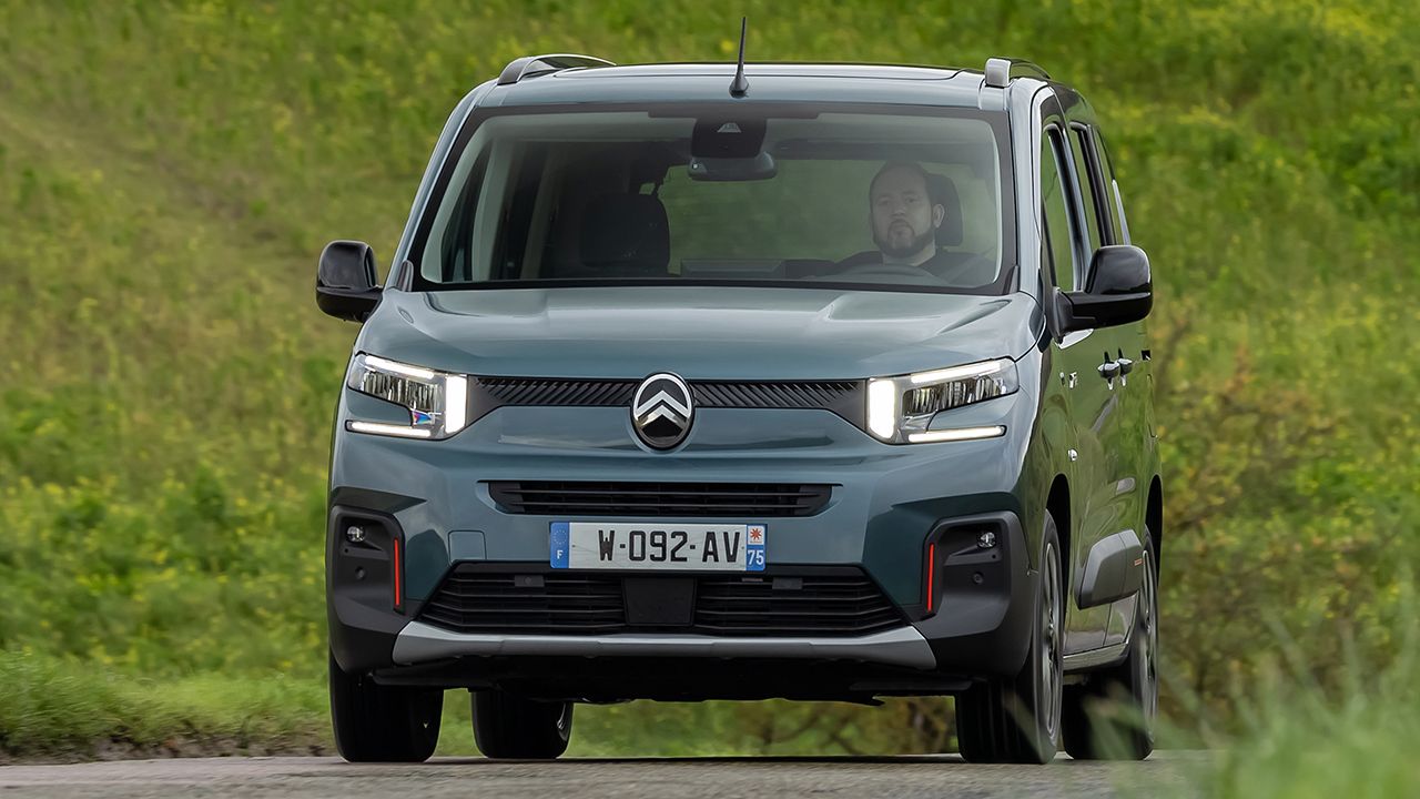 El Citroën Berlingo automático más barato que puedes comprar está en oferta con 4.700 € de descuento, un superventas que supera al Volkswagen Caddy