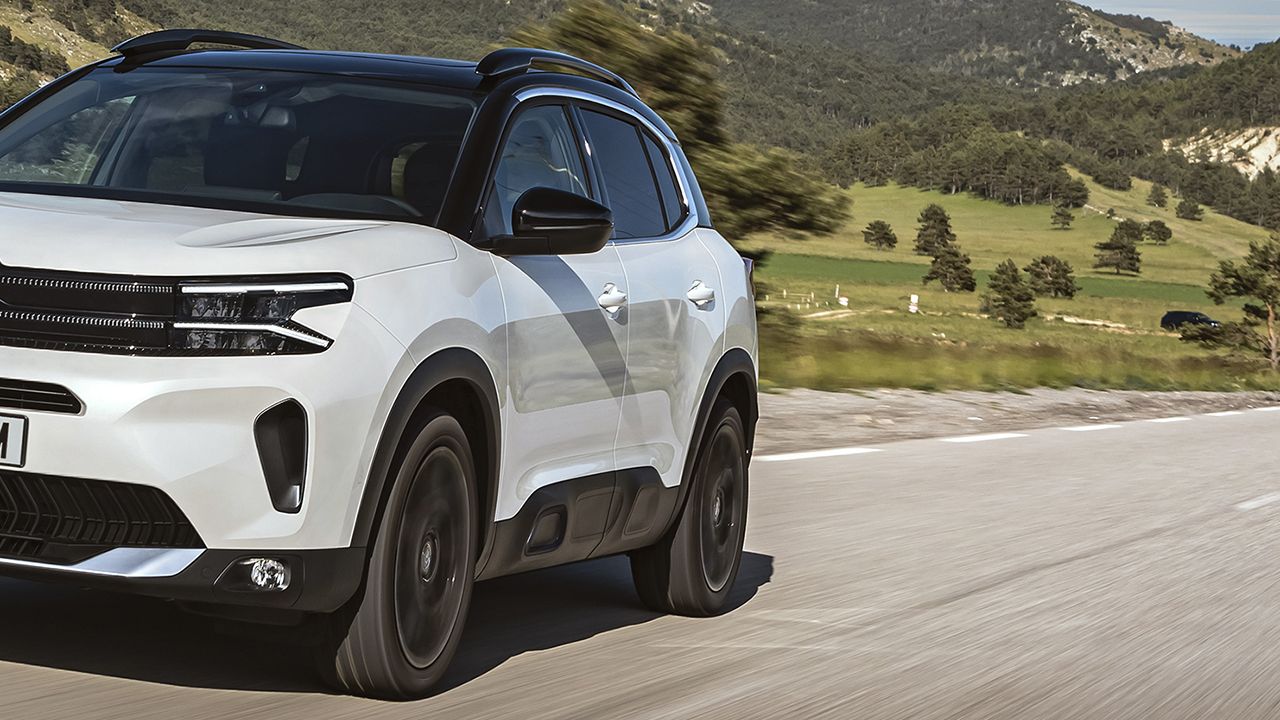 Con más de 5.000 € de descuento y la etiqueta ECO, este SUV busca superar al Renault Austral con una interesante oferta