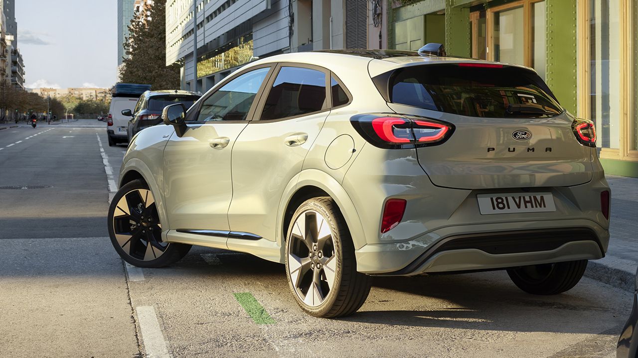 Ford Puma - posterior