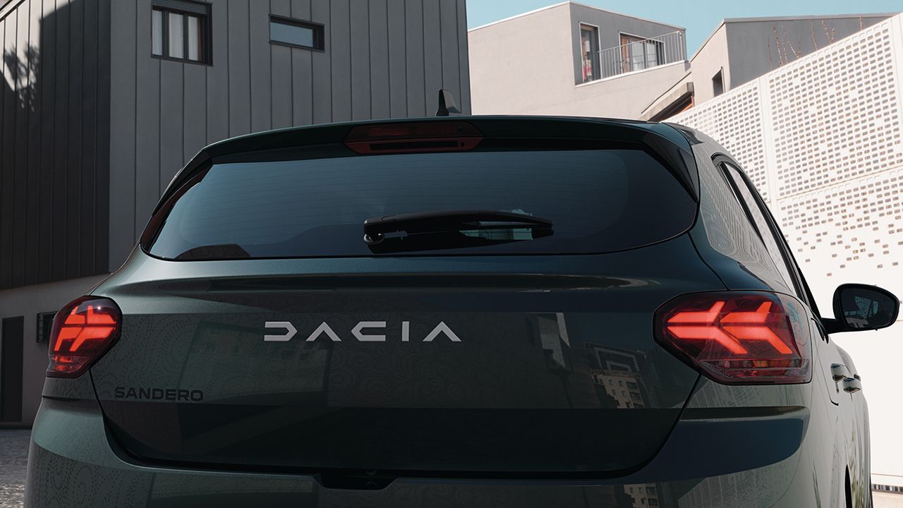 Dacia Sandero - posterior