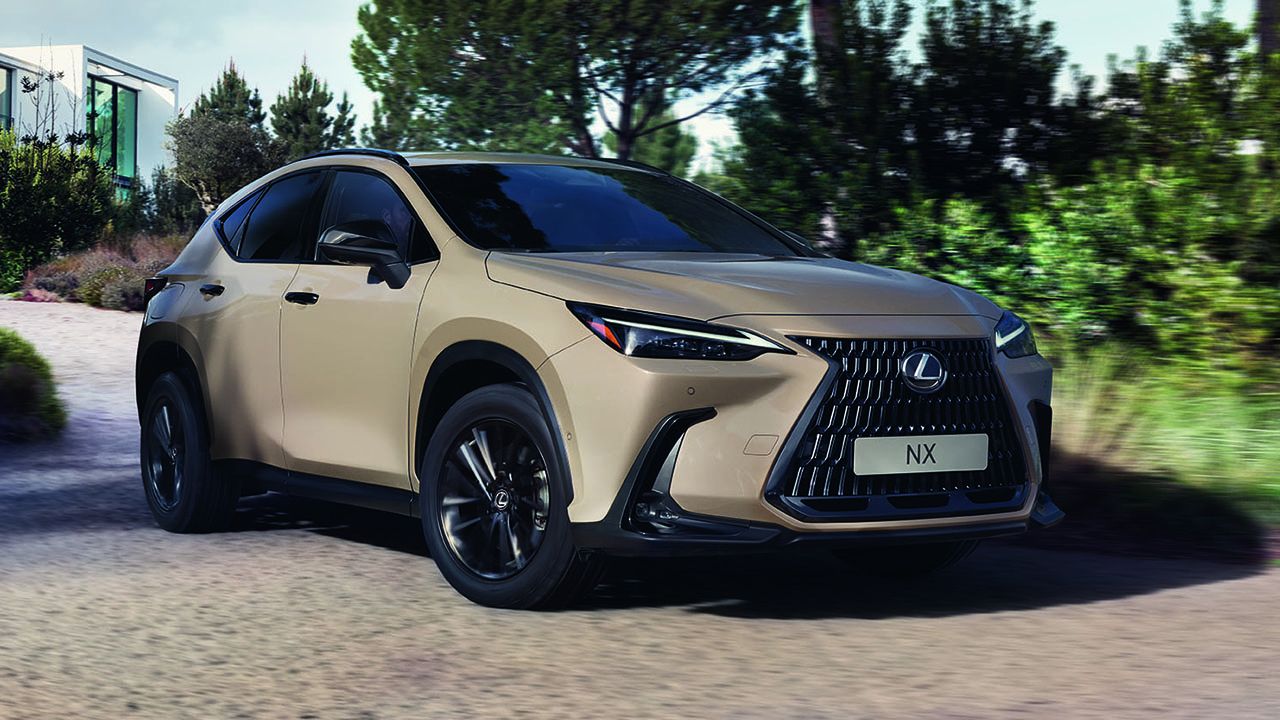 El Lexus NX más aventurero ya tiene precio, llega a España la nueva versión Overtrail con tracción total y etiqueta ECO gracias a la tecnología HEV