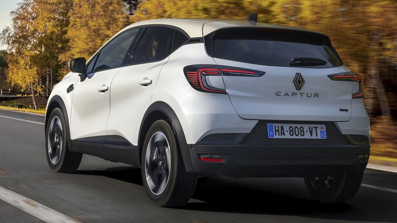 Renault Captur 2024 - posterior