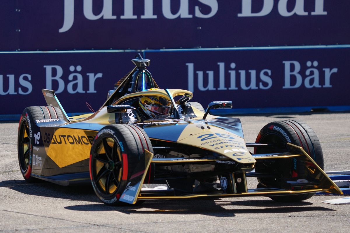 Robert Shwartzman firma el mejor tiempo del 'rookie' test de la Fórmula E en Berlín con DS