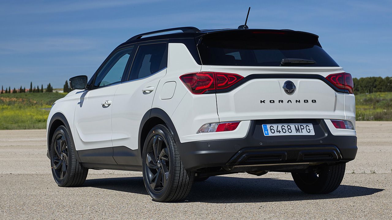 SsangYong Korando Black Pack - posterior