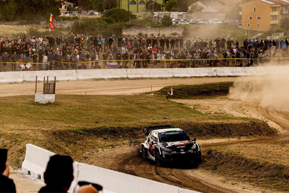 Thierry Neuville marca la pauta en el peculiar y poco útil shakedown del Rally de Italia-Cerdeña