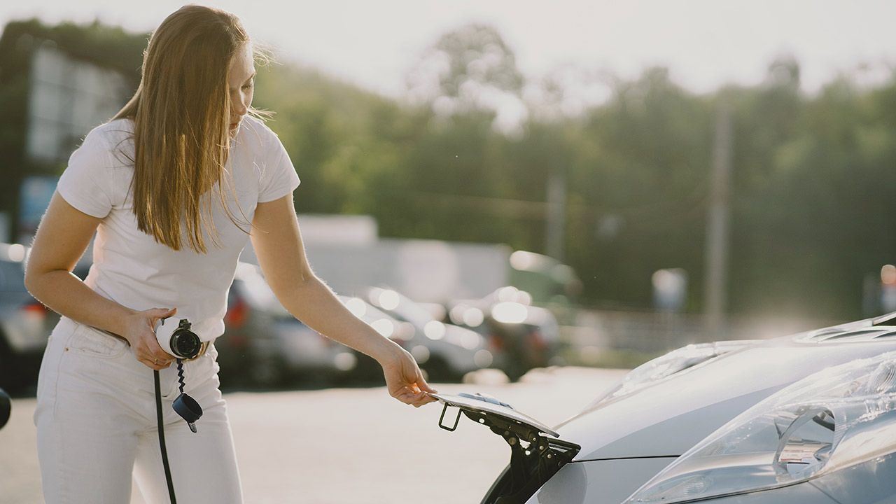 Este estudio revela cómo afecta el calor a los coches eléctricos y cuánta autonomía pierden dependiendo de la temperatura