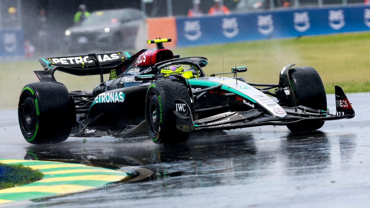 ¿Ha fichado Ferrari a Hamilton demasiado tarde? Mercedes pasa de lamentar su marcha a considerarla un acierto