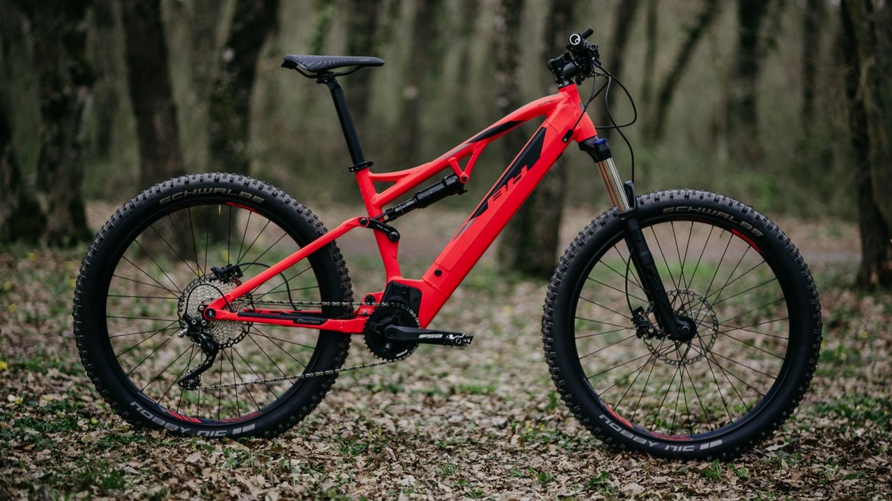 ¿Buscas una Mountain Bike eléctrica de calidad a buen precio? Ojo a la BH Atom Lynx 8.0, que está de rebajas