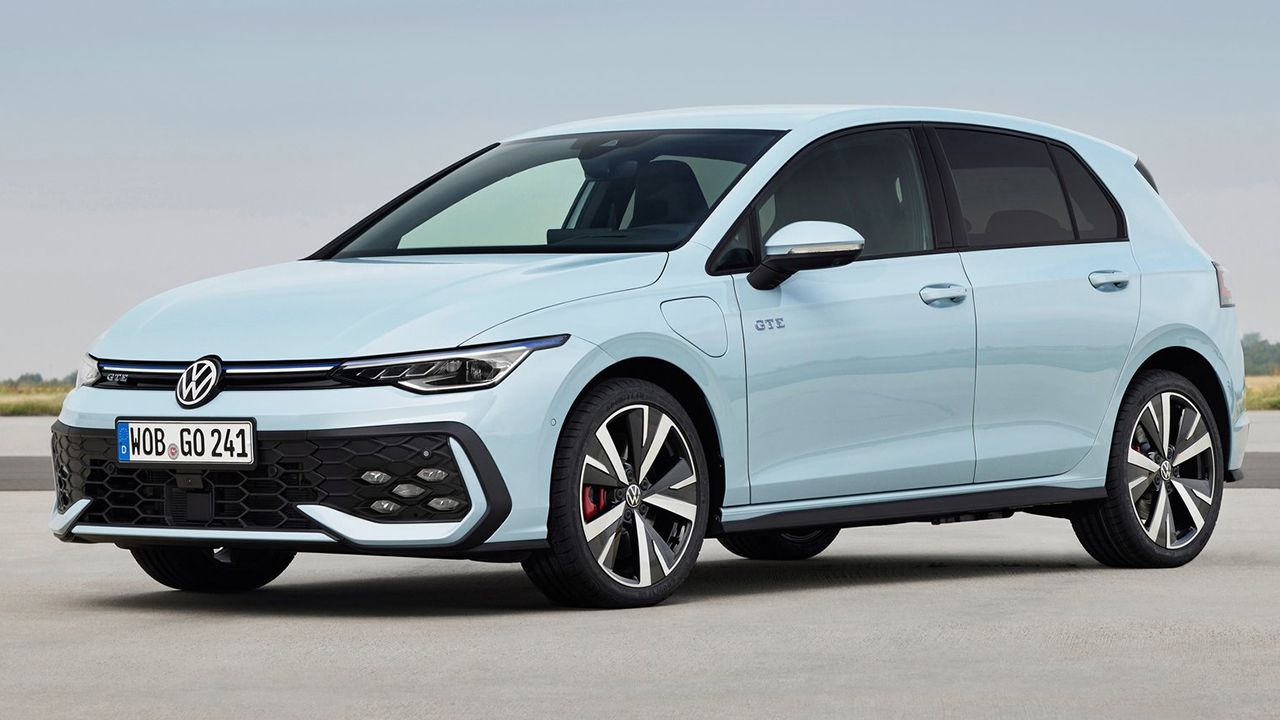 A por el CUPRA León, el nuevo Volkswagen Golf GTE ya tiene precio en España y presume de potencia y de autonomía eléctrica