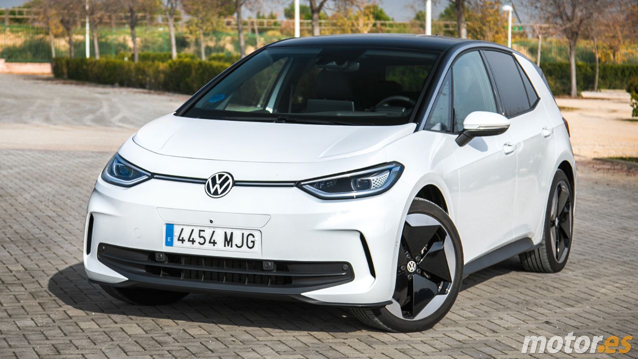 El Volkswagen ID.3 es ahora más barato, la nueva versión de acceso Pure con batería de 52 kWh ya tiene precio y pone en apuros al Peugeot E-308