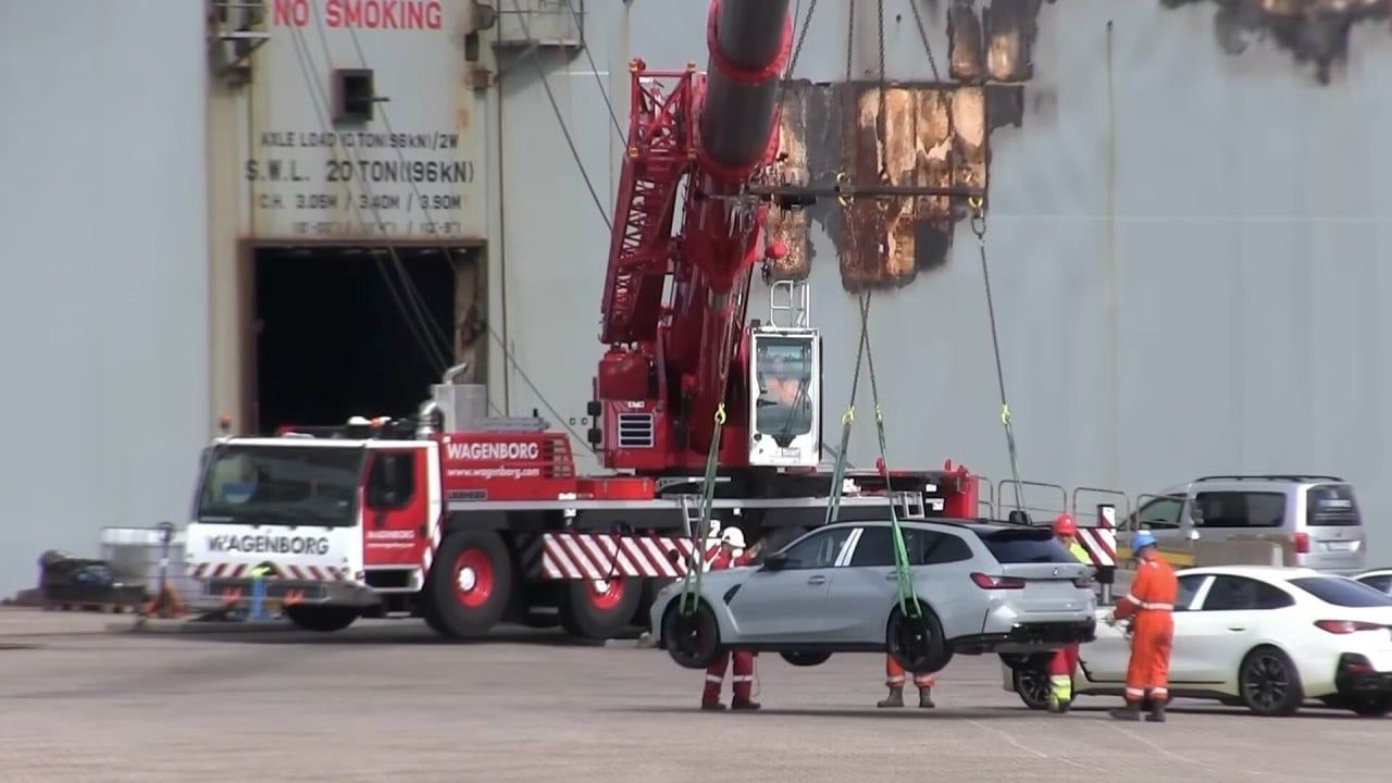 La reputación de BMW está a salvo, los coches del carguero incendiado Fremantle no llegarán a las calles