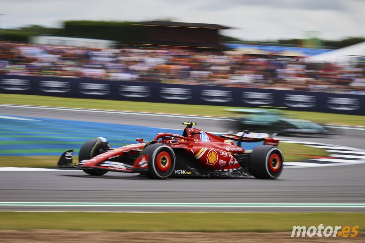 Carlos Sainz, tranquilo, en un viernes de mucho trabajo para buscar «una imagen completa del coche»