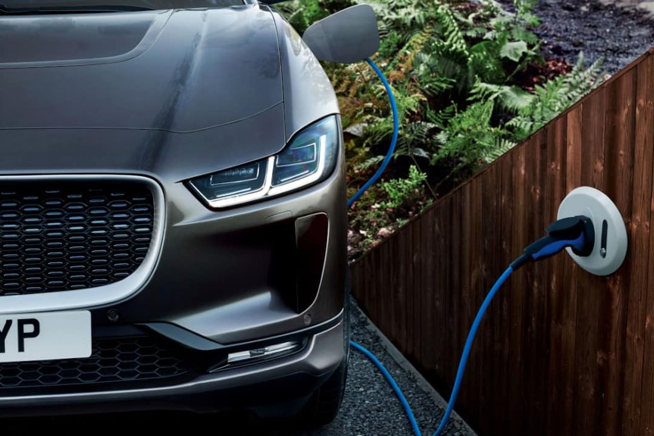 Sentencia histórica en Holanda y para los coches eléctricos, un golpe para Jaguar que pierde al no cumplir lo que promete