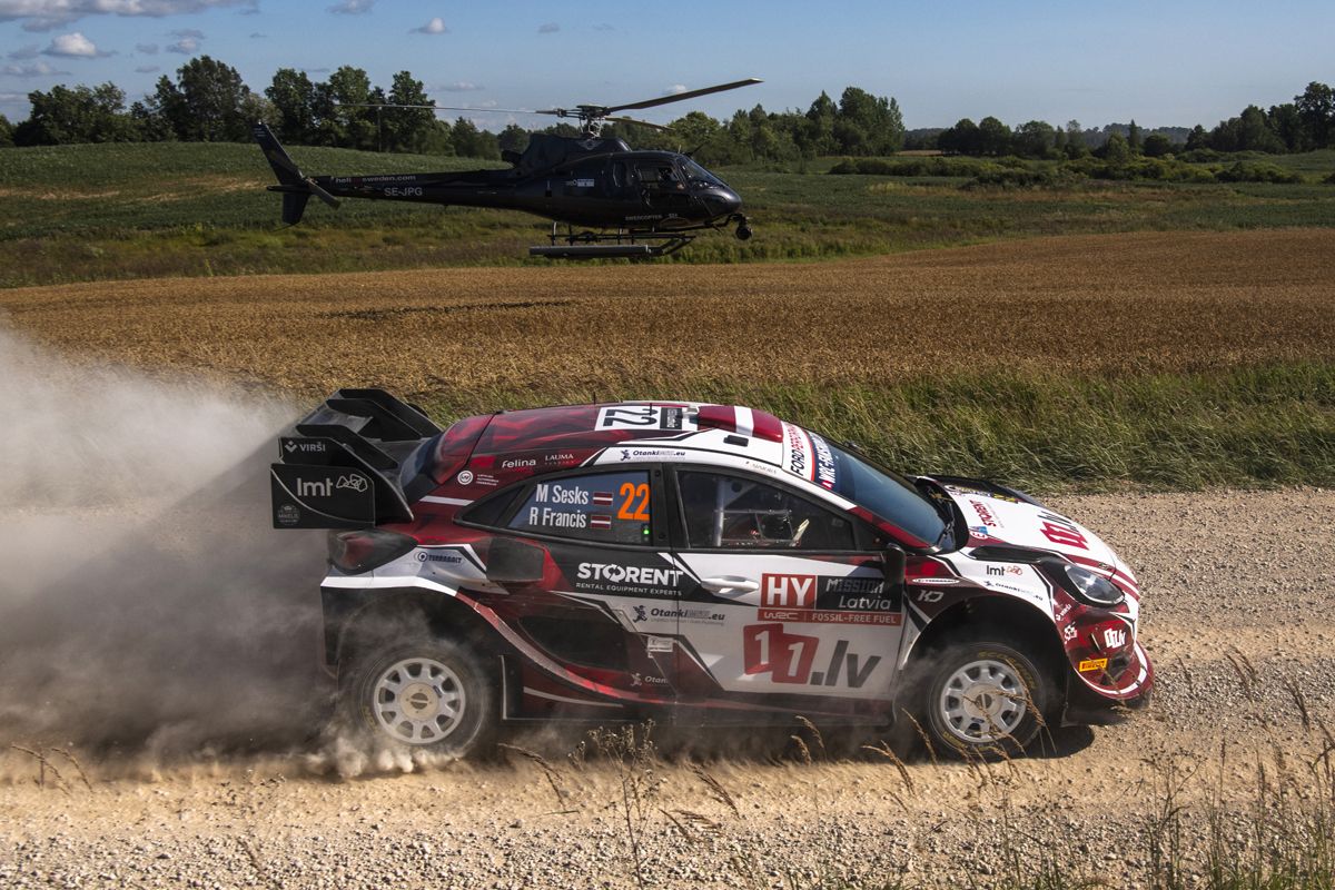 Kalle Rovanperä se lleva de calle el Rally de Letonia, en un fin de semana muy positivo para Toyota