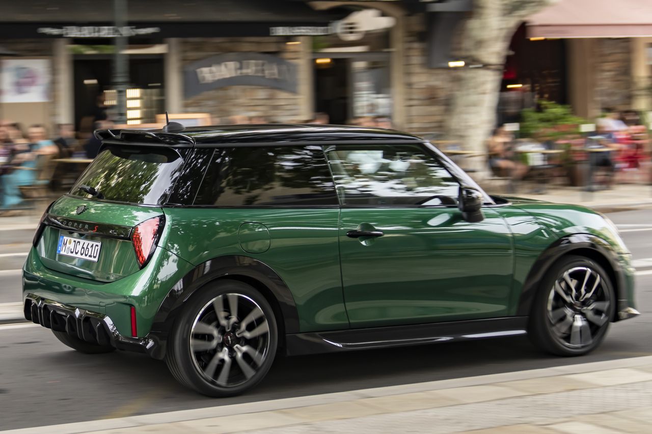 MINI COOPER S John Cooper Works 2025