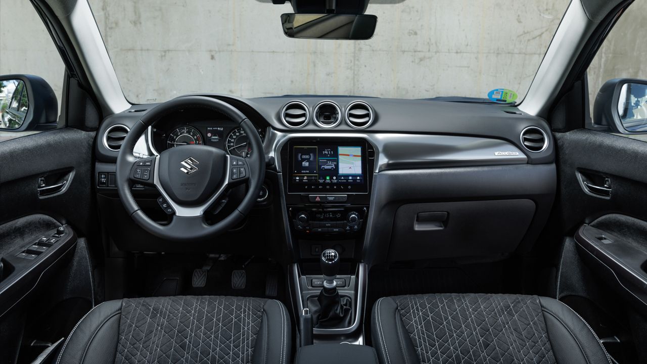 Suzuki Vitara 2024 - interior