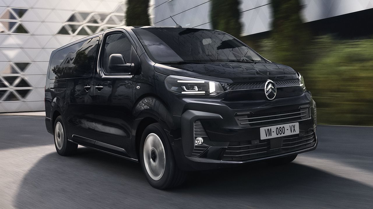 Citroën mejora la nueva gama SpaceTourer con el acabado MAX, una versión que ya tiene precios y apunta al Ford Tourneo Custom